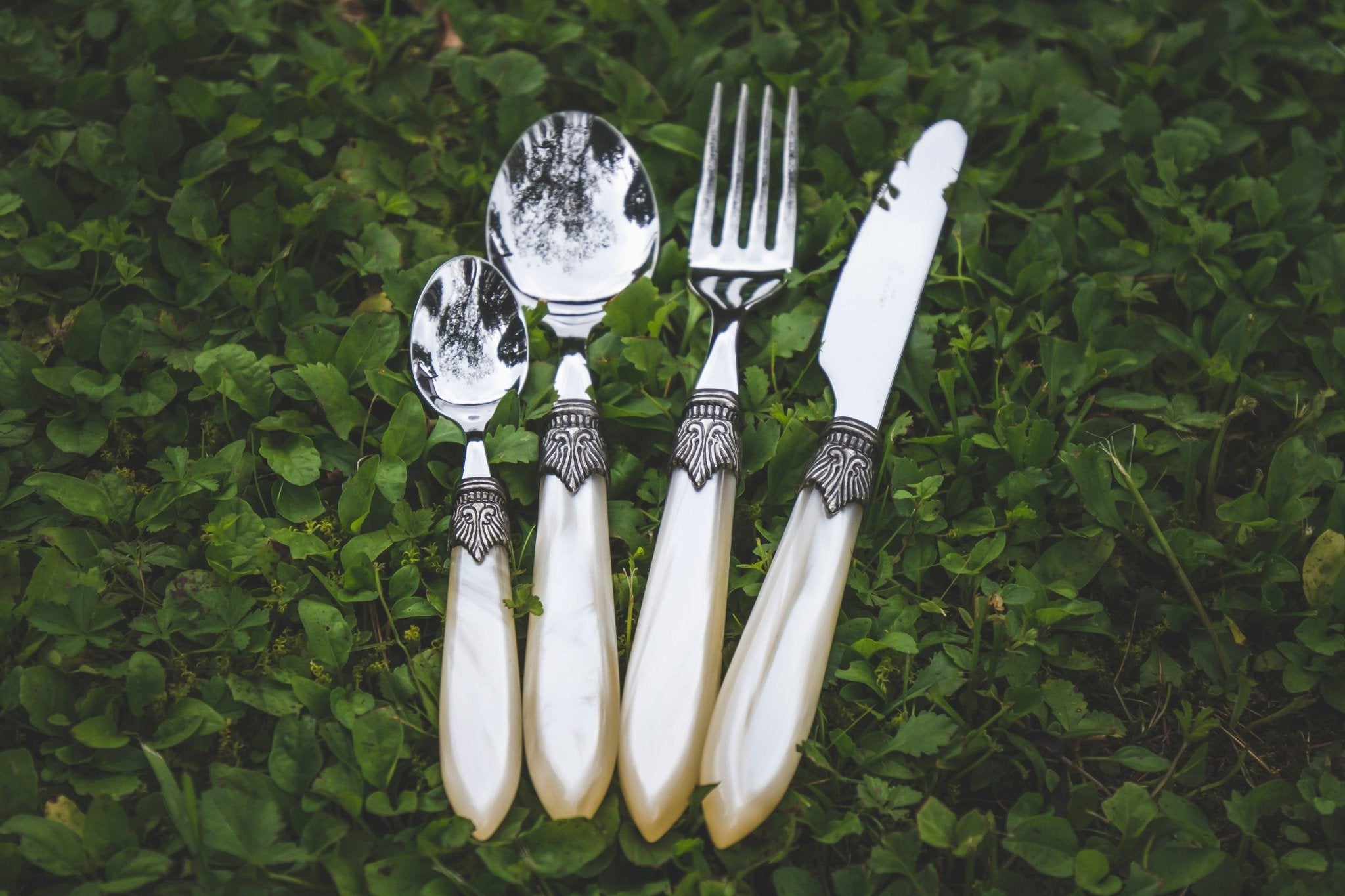 Laura 5 - Piece Italian Flatware Set - Che Cose Belle