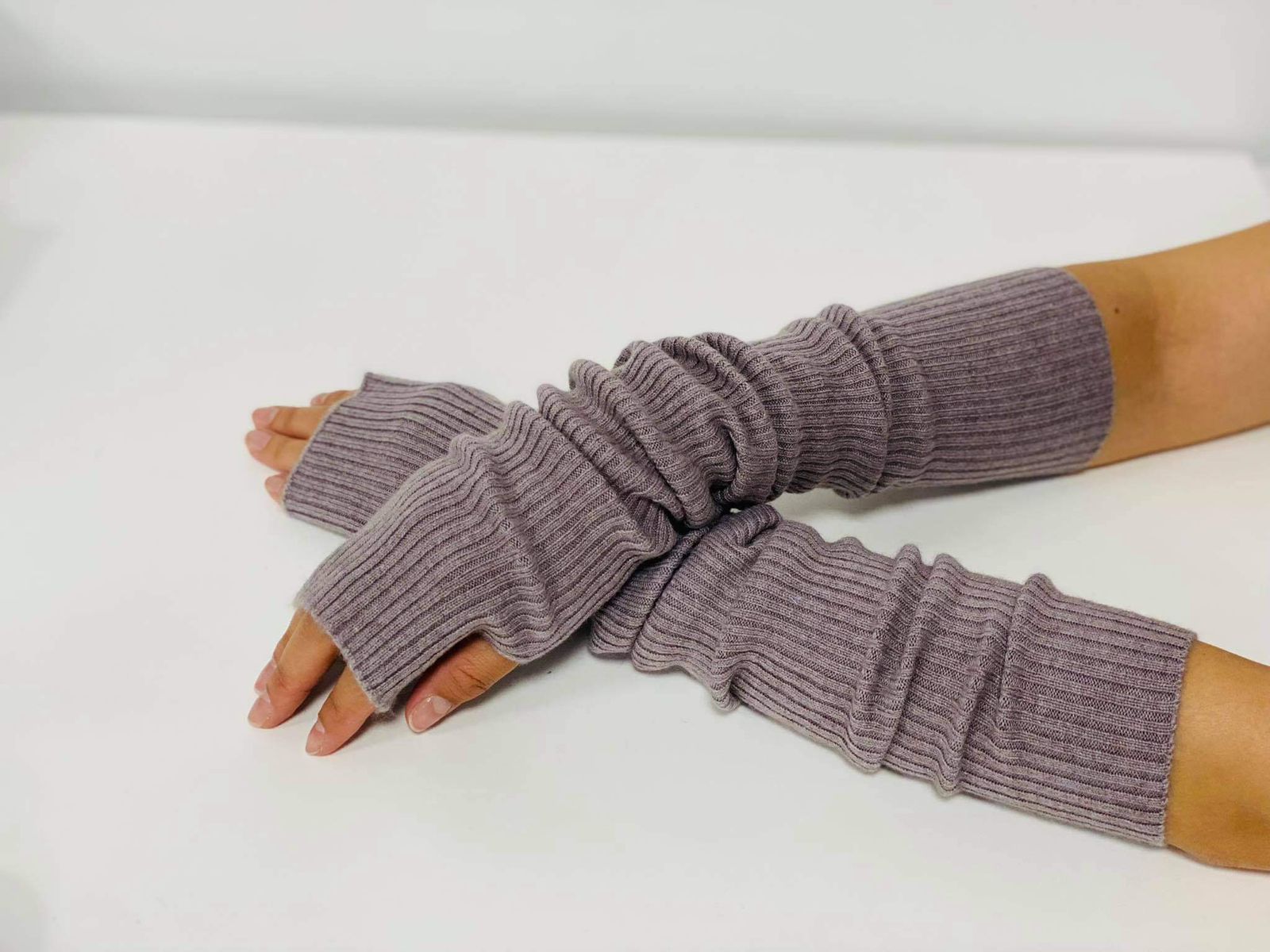Arm Warmers: Örgöö - 100% Mongolian Cashmere