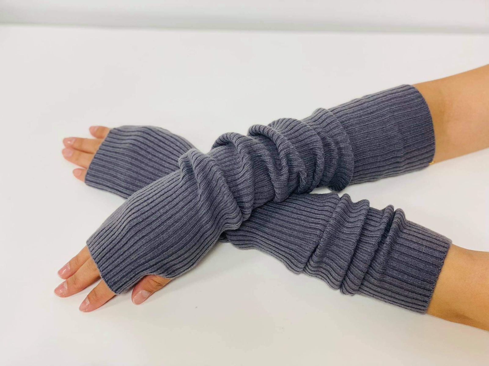 Arm Warmers: Örgöö - 100% Mongolian Cashmere