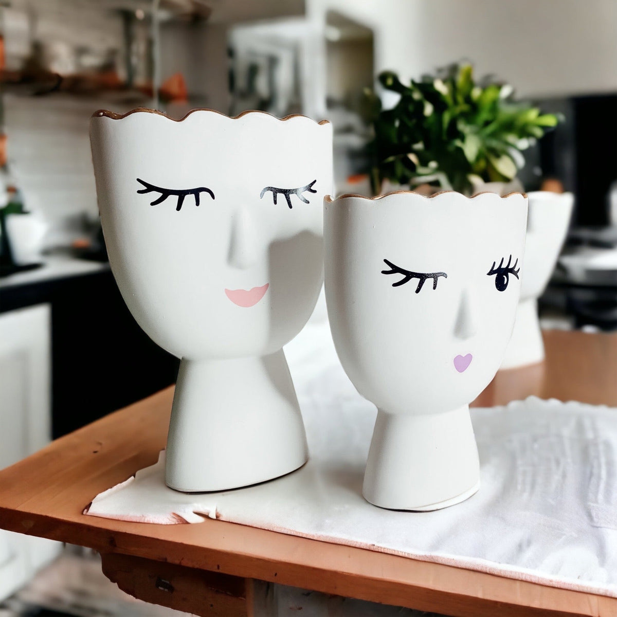 Coquette Porcelain Vases Set Of 2 Wink And Smile Ceramic Vases With Gold Trim Slim Vanity Decor