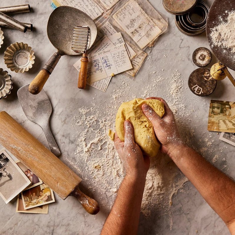 Classic Italian Cookie Tin - Che Cose Belle