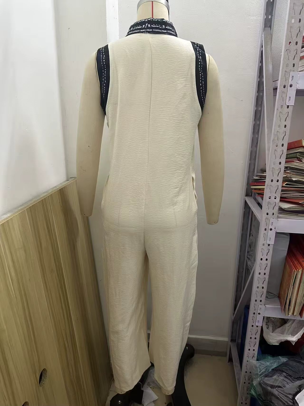 Women's Linen-Style Sleeveless Jumpsuit