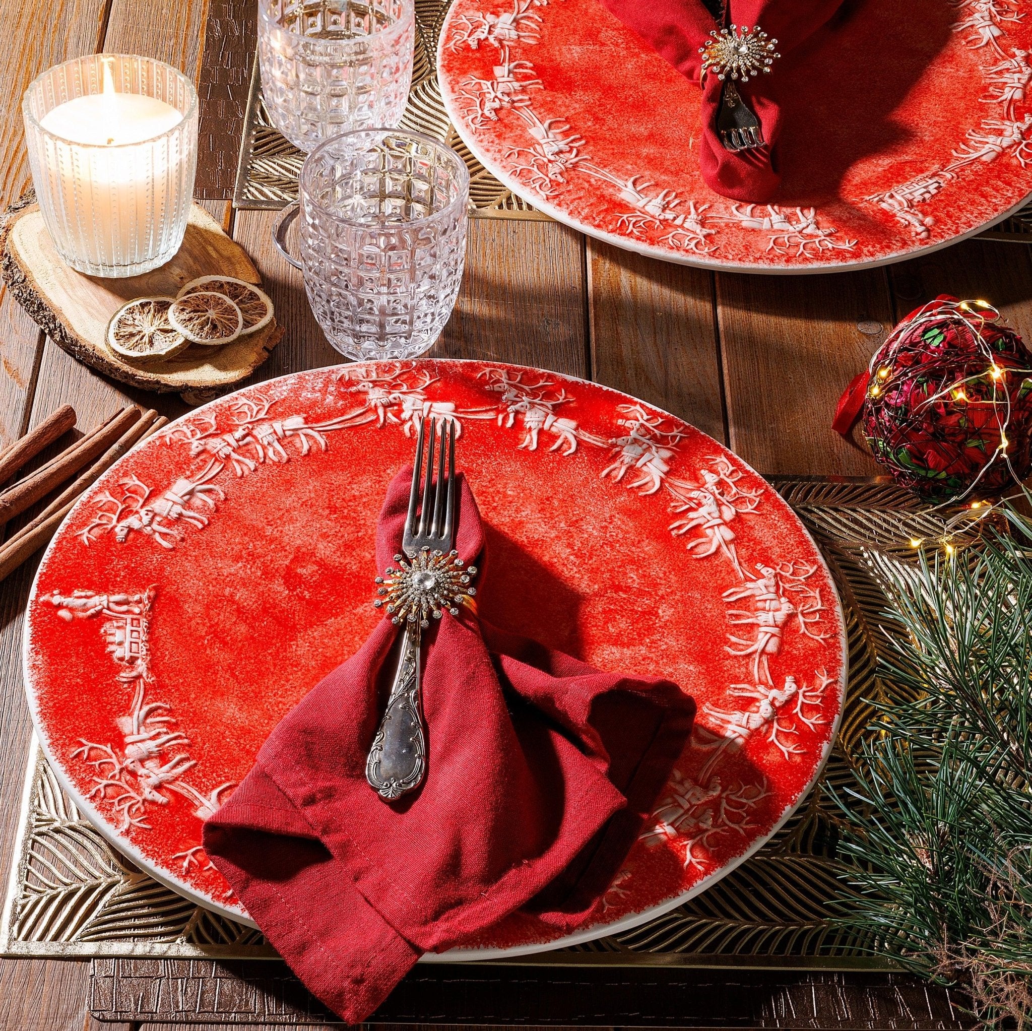 Reindeer Cheer 14.1” Round Platter, Red with White Reindeer Christmas Design, Made in Italy  - Che Cose Belle