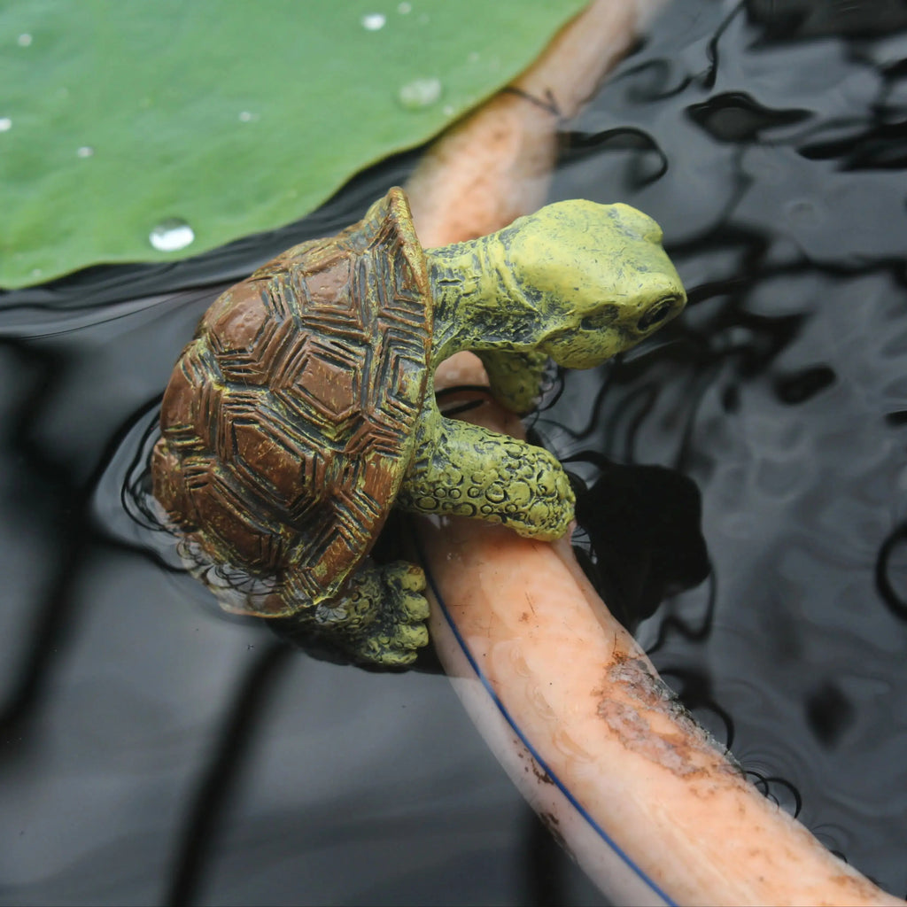 1 Piece of Cute Resin Rock Climbing Turtle Statue, Indoor and Outdoor Fish Tank Decoration, Flower Pot Decoration, Outdoor Garden Wall Hanging, Courtyard and Home Decoration.