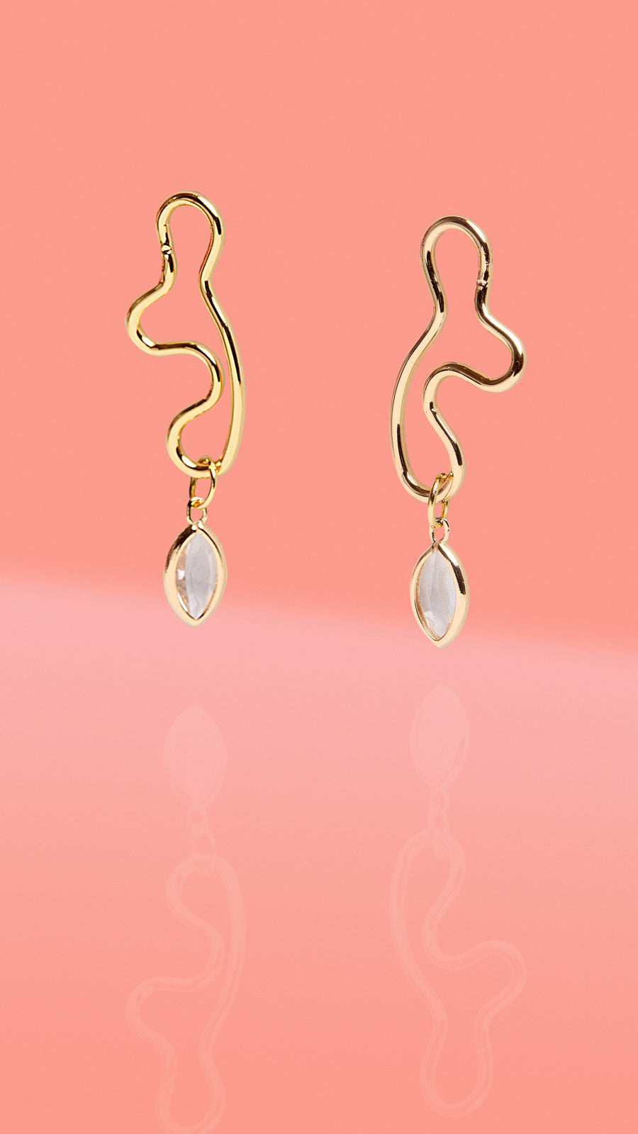 Abstract Wiggle Gold Plated Hoop Clear Glass Charm