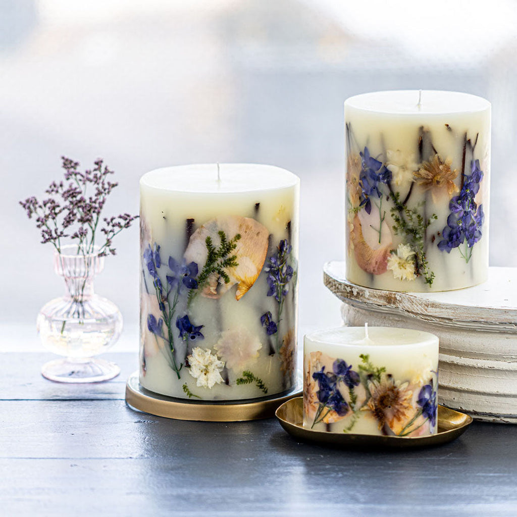 Signature Botanical Candle - Vanilla Rain