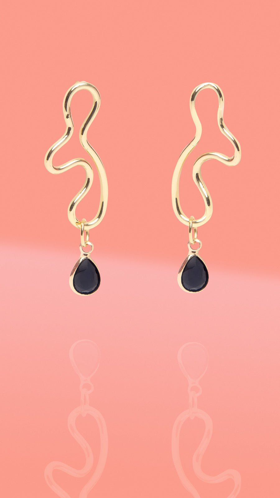 Abstract Wiggle Gold Plated Hoop Black Glass Charm - Che Cose Belle