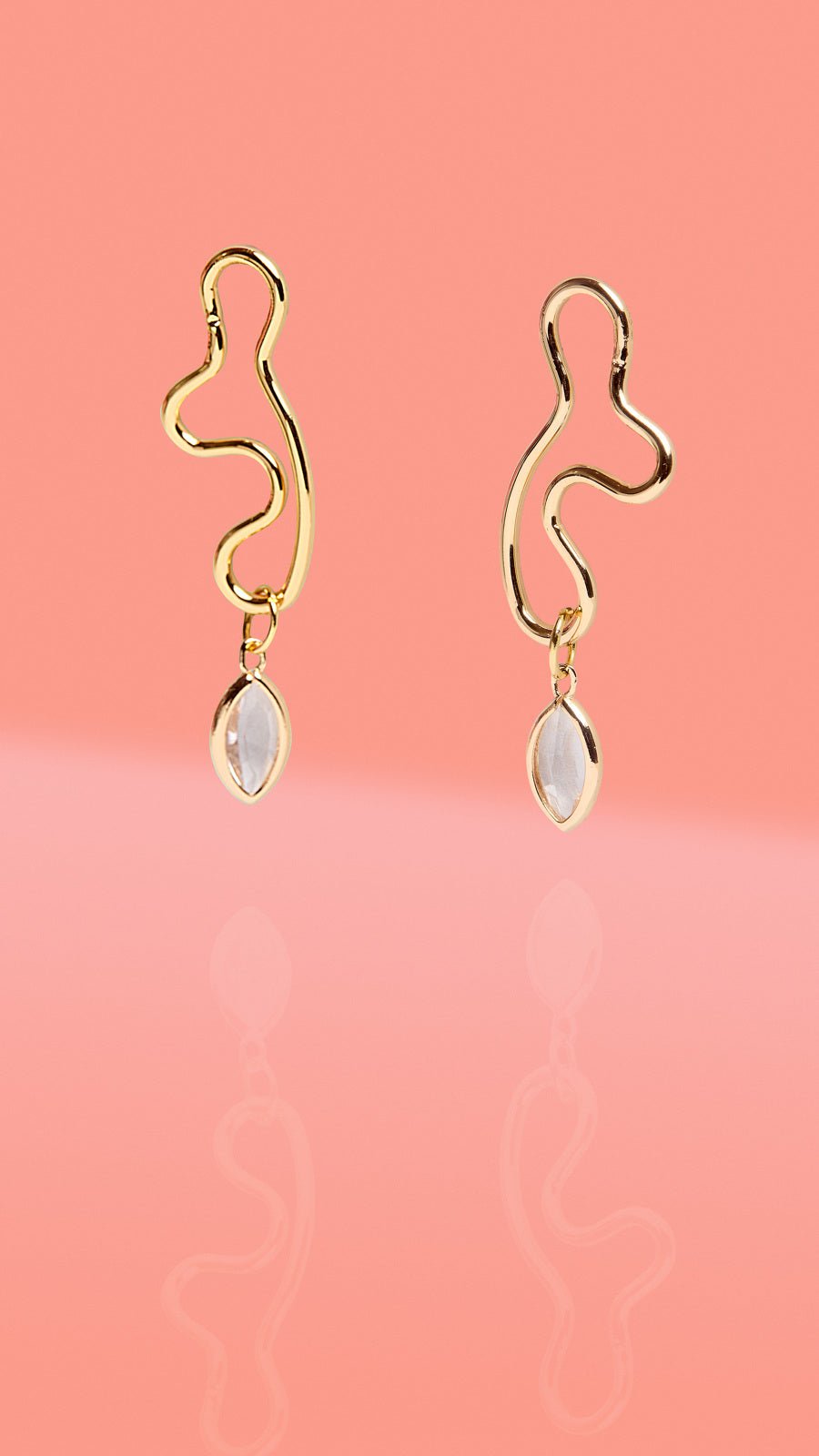 Abstract Wiggle Gold Plated Hoop Clear Glass Charm - Che Cose Belle