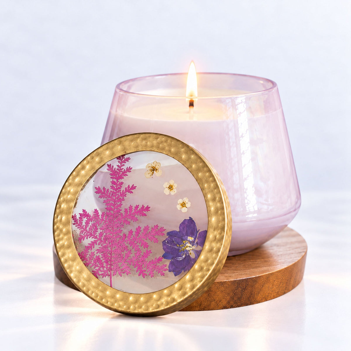 Accent Watercolor Pressed Floral Candle - Blackberry + Coconut - Che Cose Belle