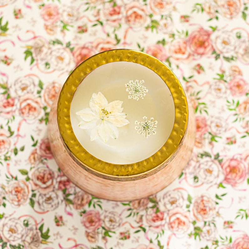 Accent Watercolor Pressed Floral Candle - Rose + Oud - Che Cose Belle