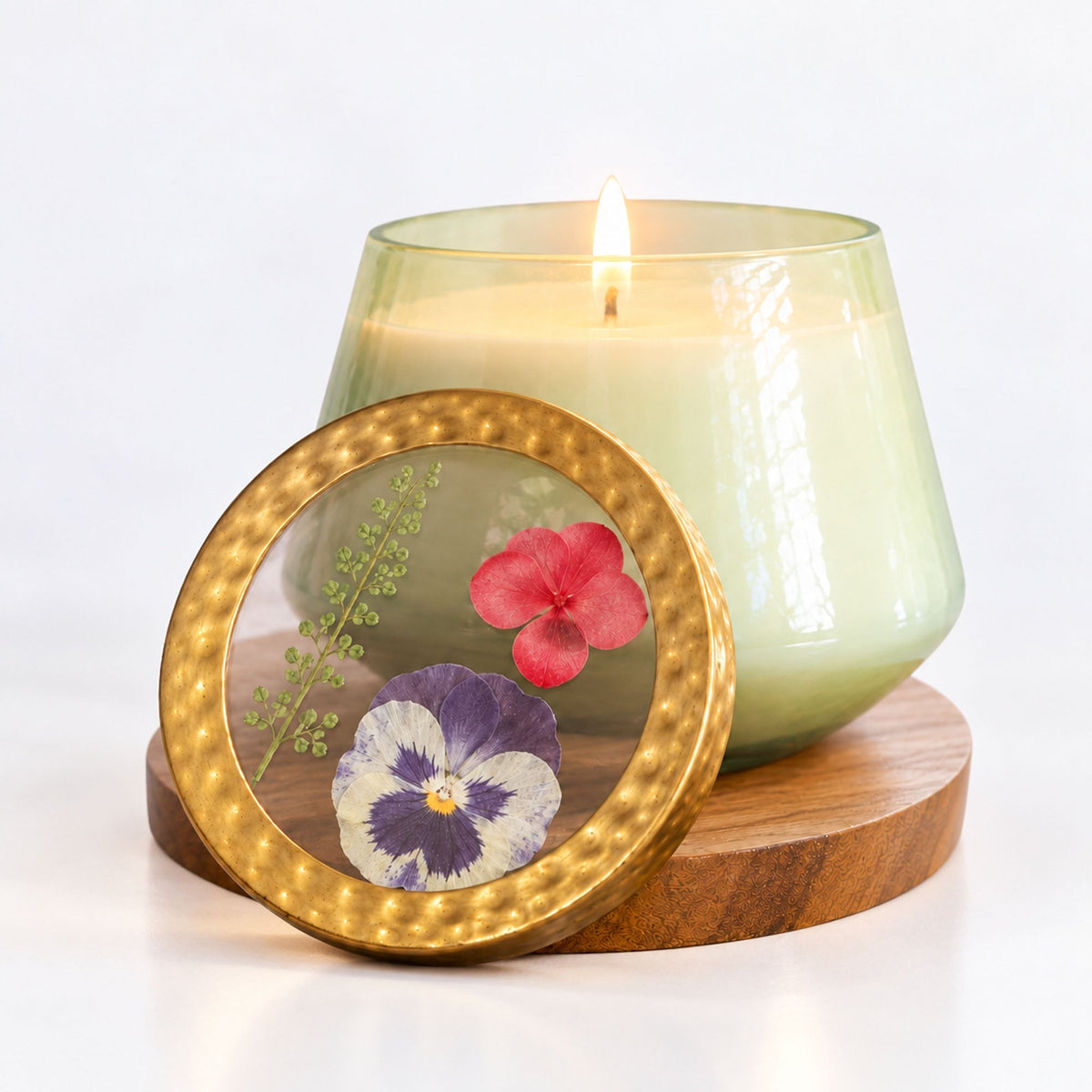 Accent Watercolor Pressed Floral Candle - Tomato Vine - Che Cose Belle