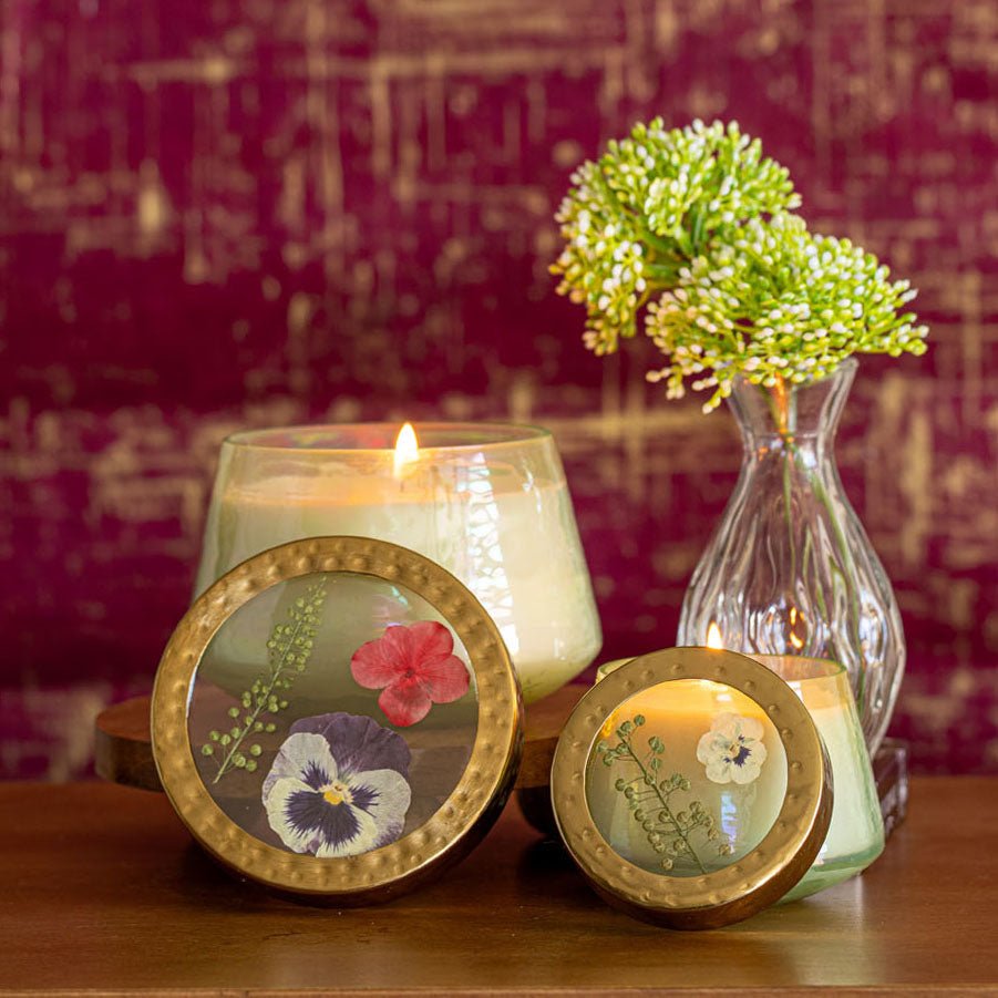 Accent Watercolor Pressed Floral Candle - Tomato Vine - Che Cose Belle