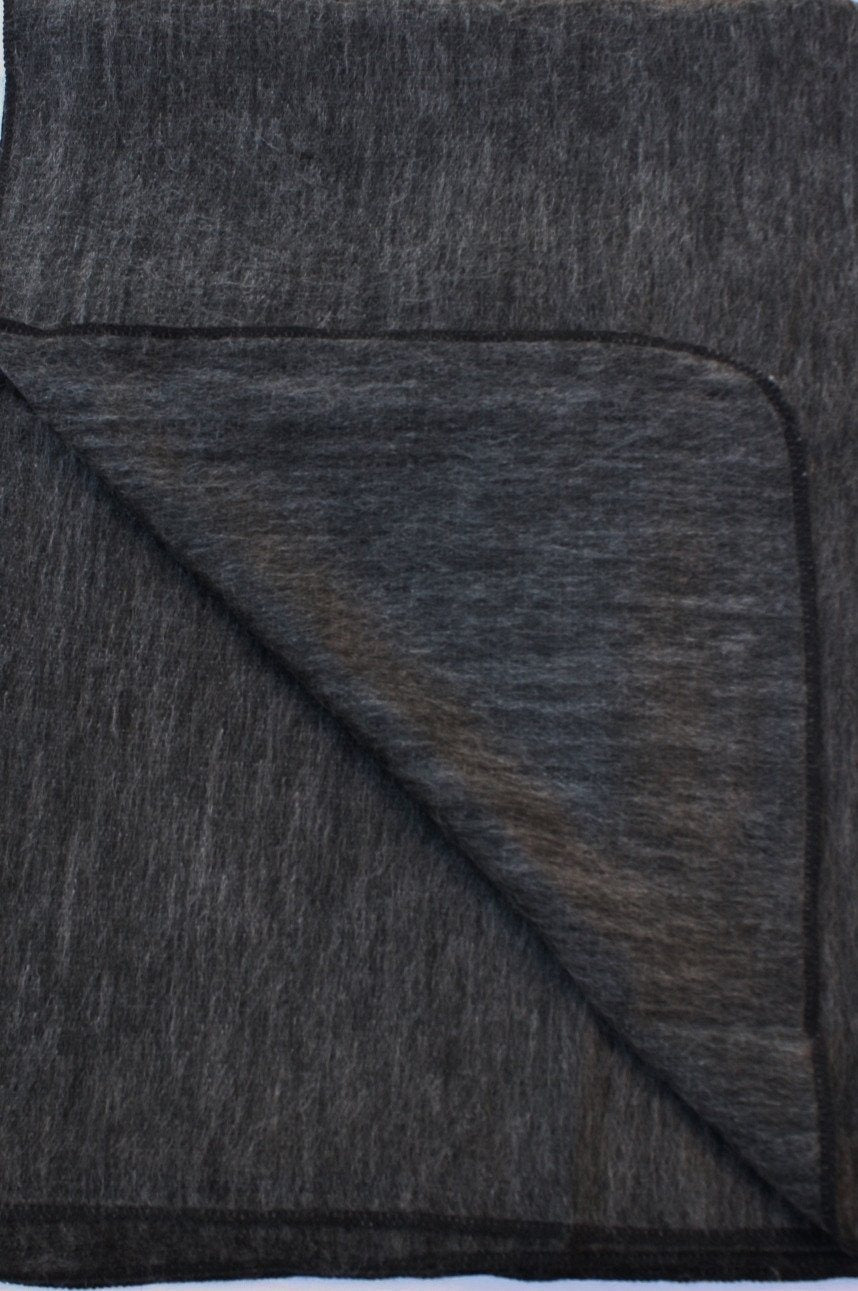 Alpaca Bed Blanket - Che Cose Belle