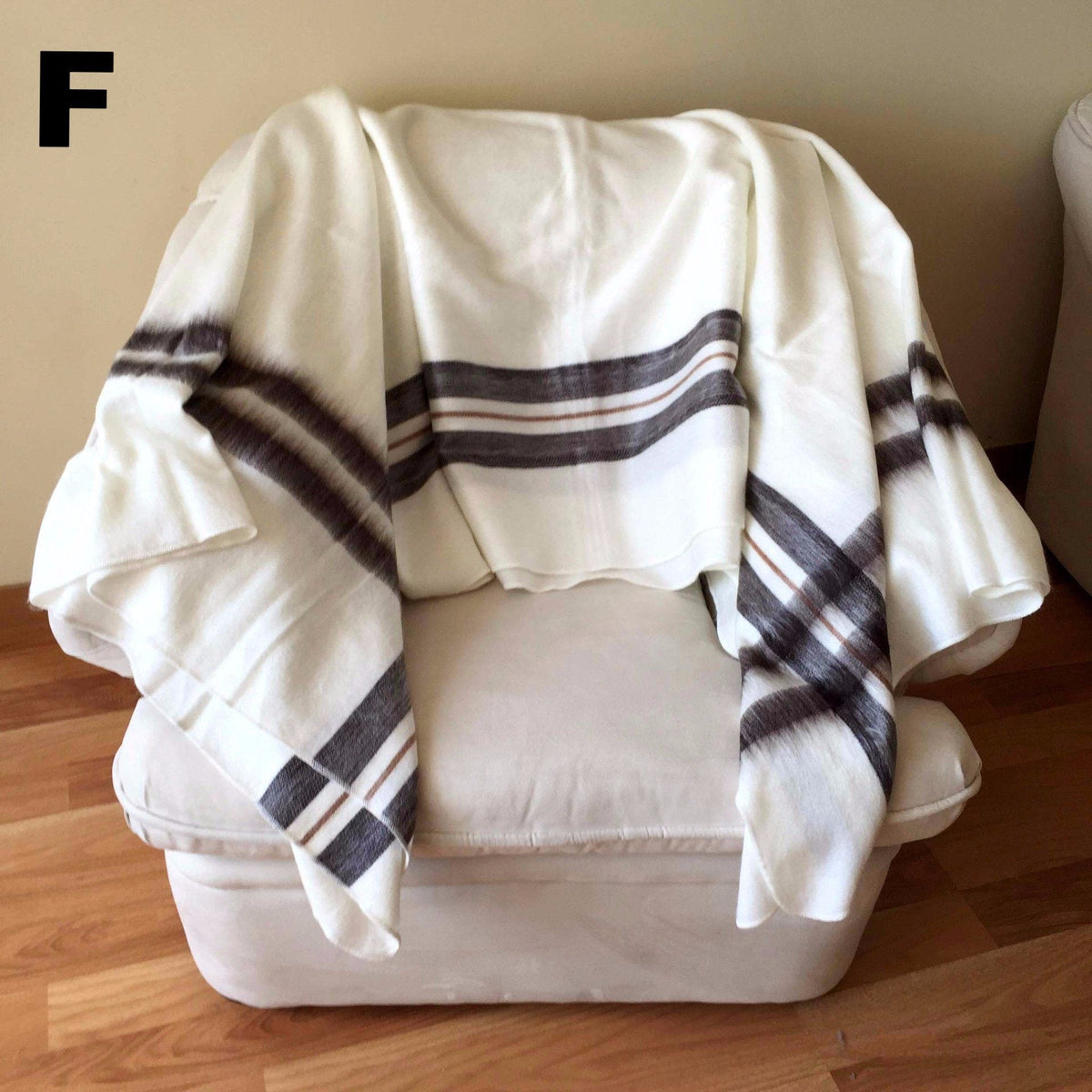 Alpaca Bed Blanket - Striped - Che Cose Belle