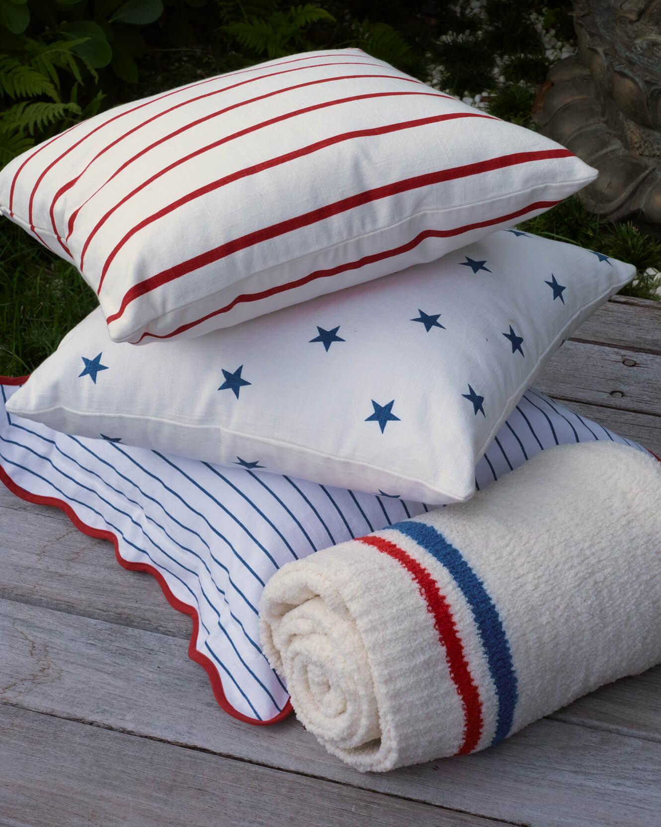 Americana Snug Lap Throw - Che Cose Belle