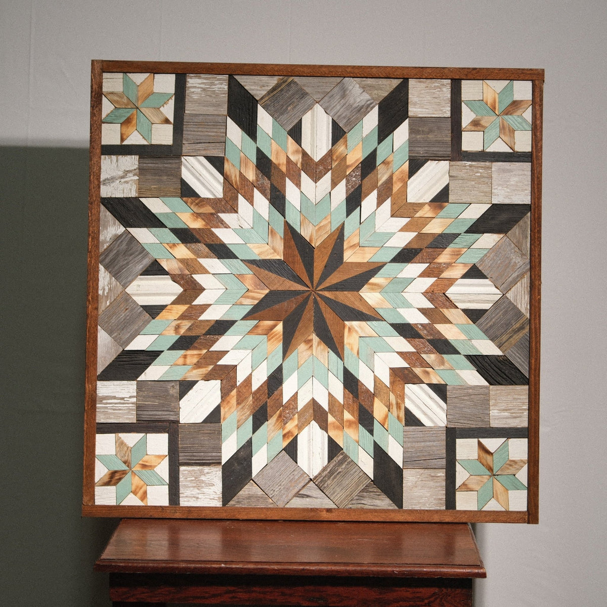 Amish Handmade Barn Quilt Wall Art – Reclaimed Barn Wood – 30.5” x 30.5” - Che Cose Belle