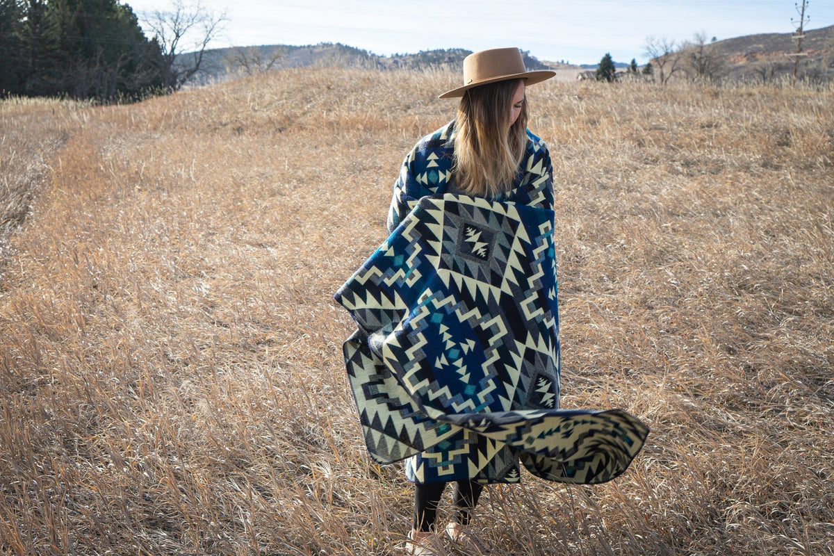 Andean Alpaca Wool Blanket - Blue Chakana - Che Cose Belle