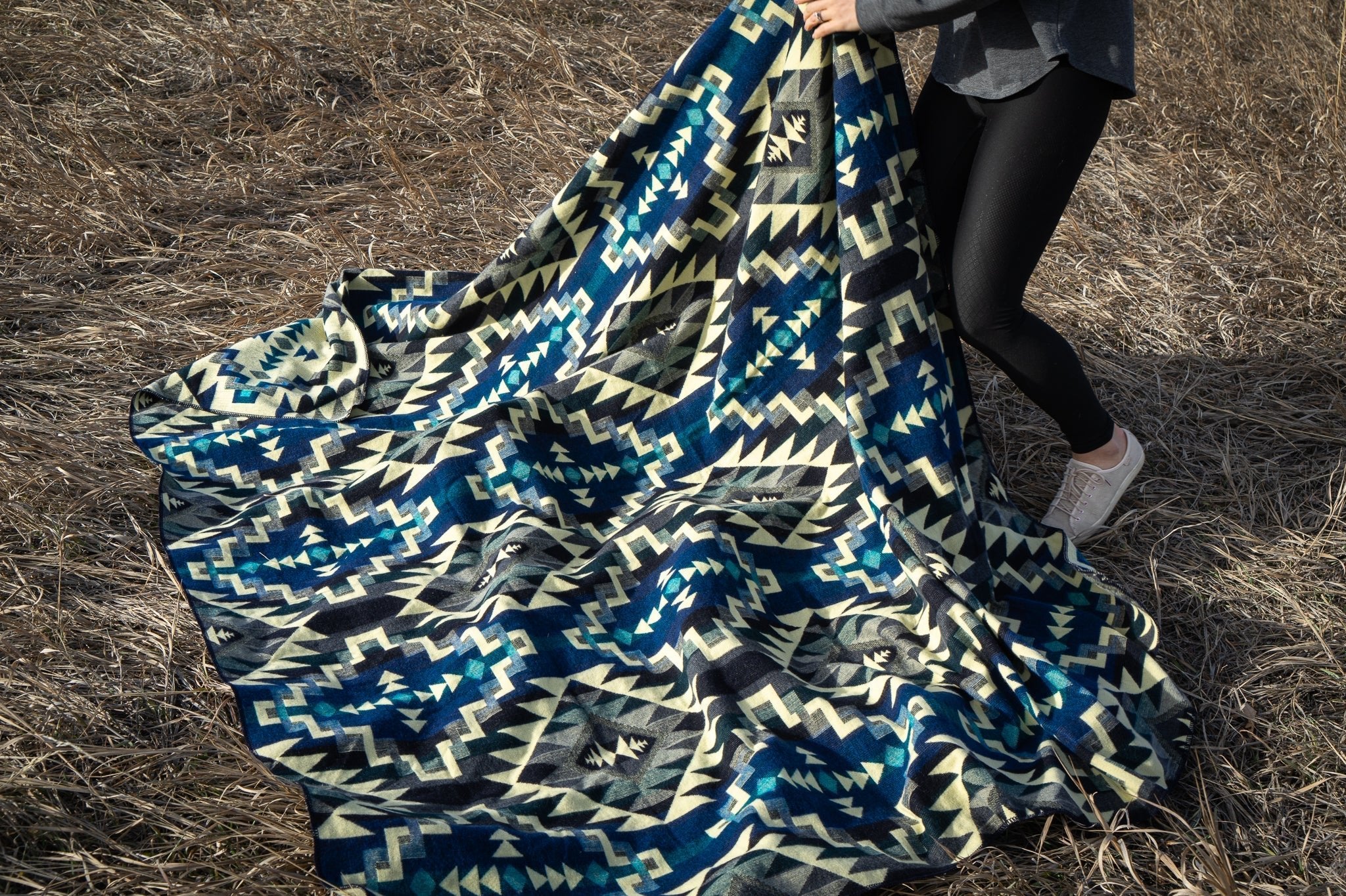 Andean Alpaca Wool Blanket - Blue Chakana - Che Cose Belle
