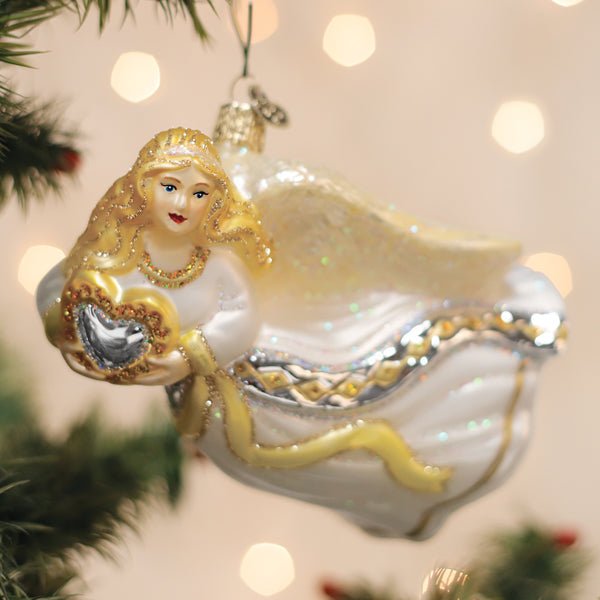 Angel With Heart Ornament - Che Cose Belle