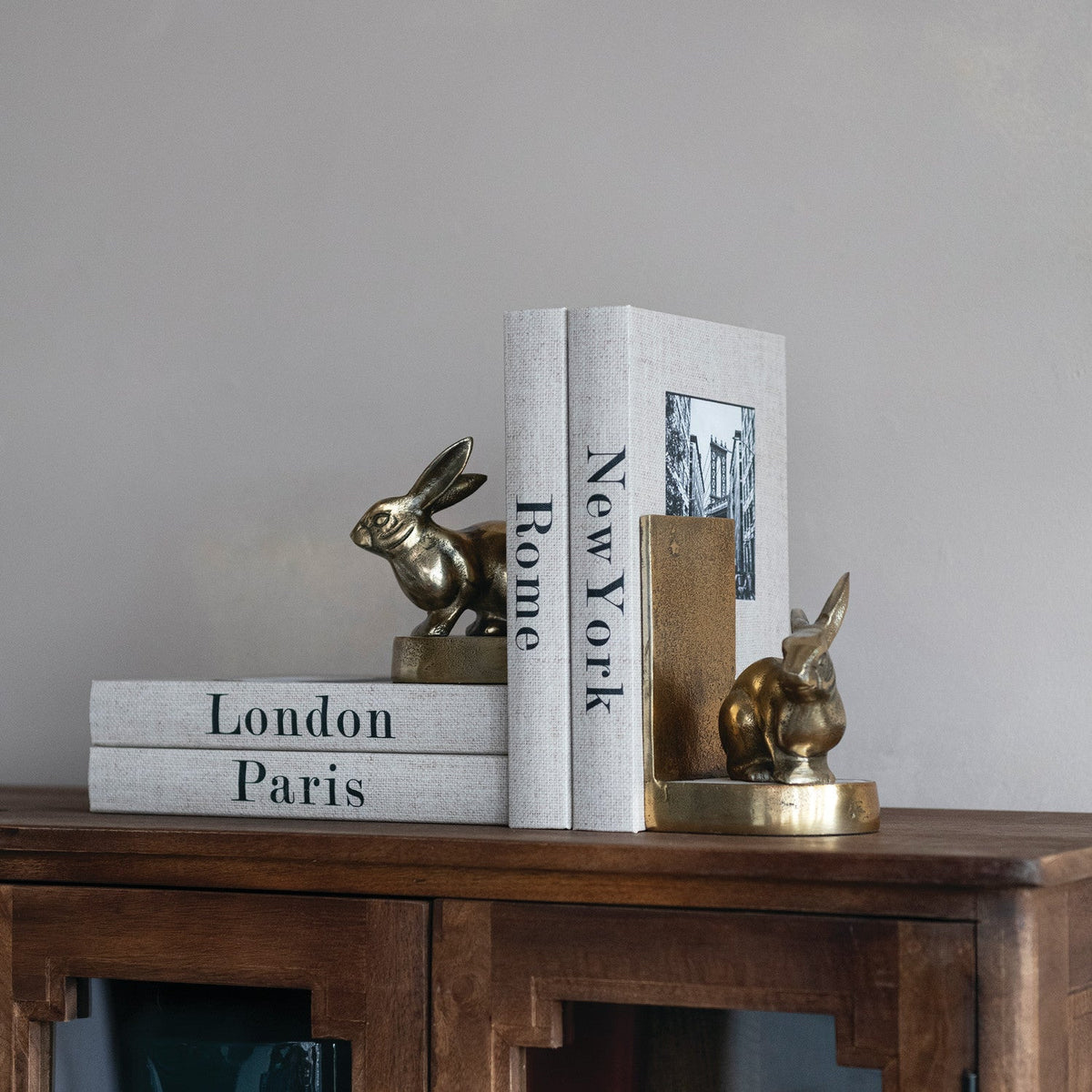 Antique Gold Aluminum Rabbit Bookends - Che Cose Belle
