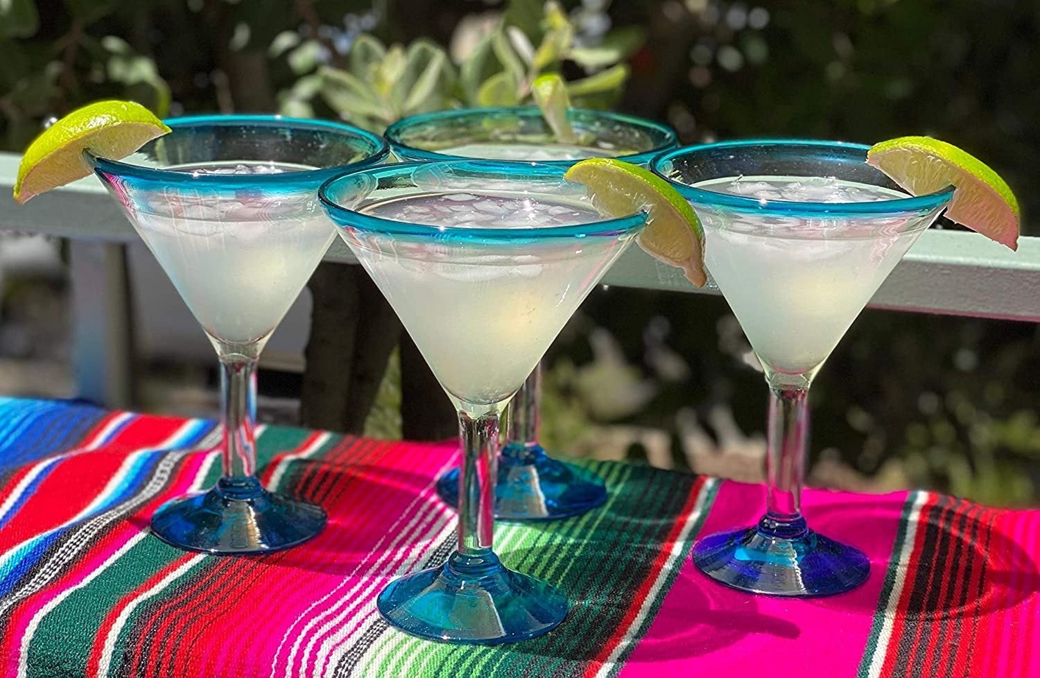 Aqua Rim Modern Margarita Glasses - Martini Style - Set of 4 - Che Cose Belle