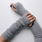 Arm Warmers: Örgöö - 100% Mongolian Cashmere - Che Cose Belle