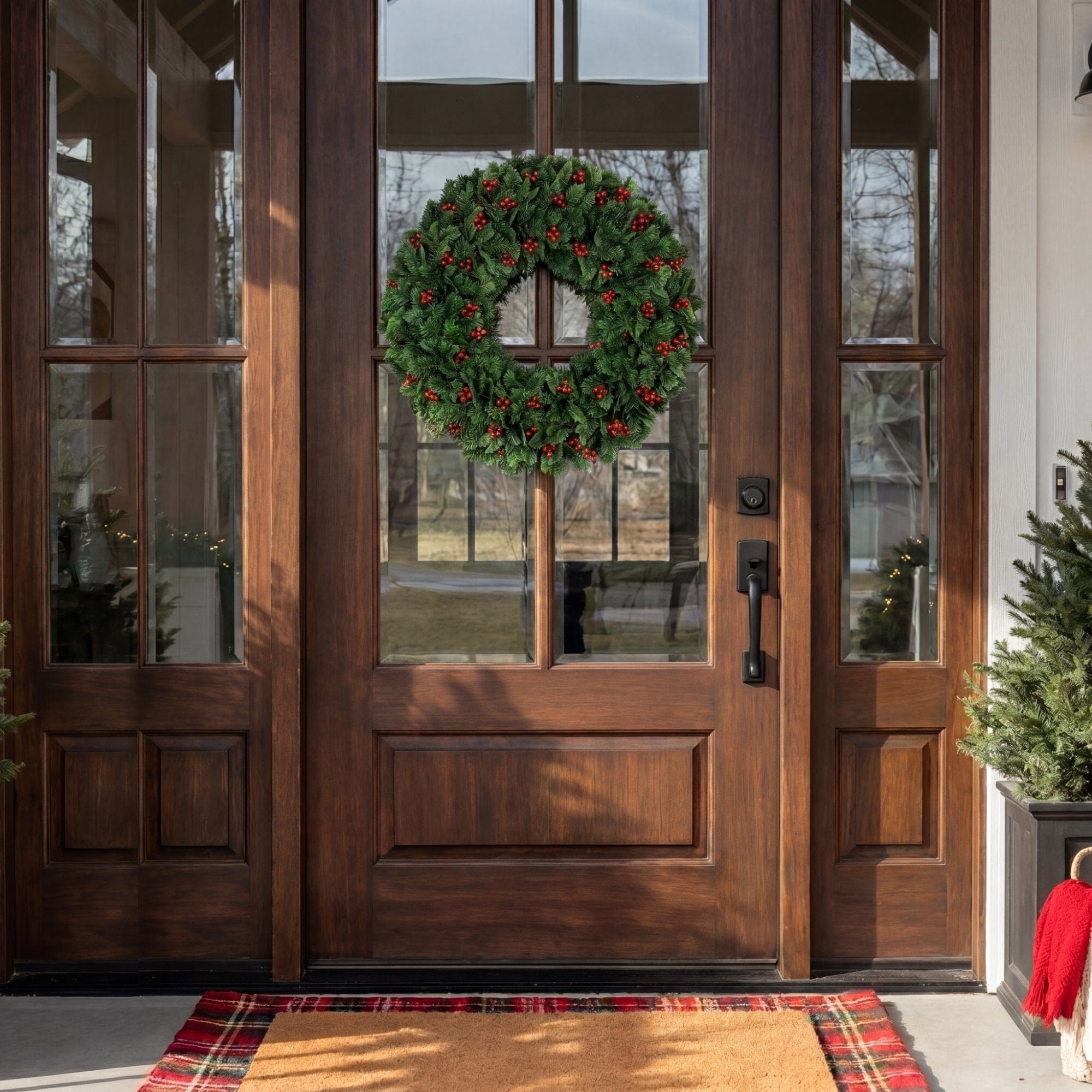 24” UV Resistant Artificial Holly Berry Christmas Wreath (Indoor/Outdoor)