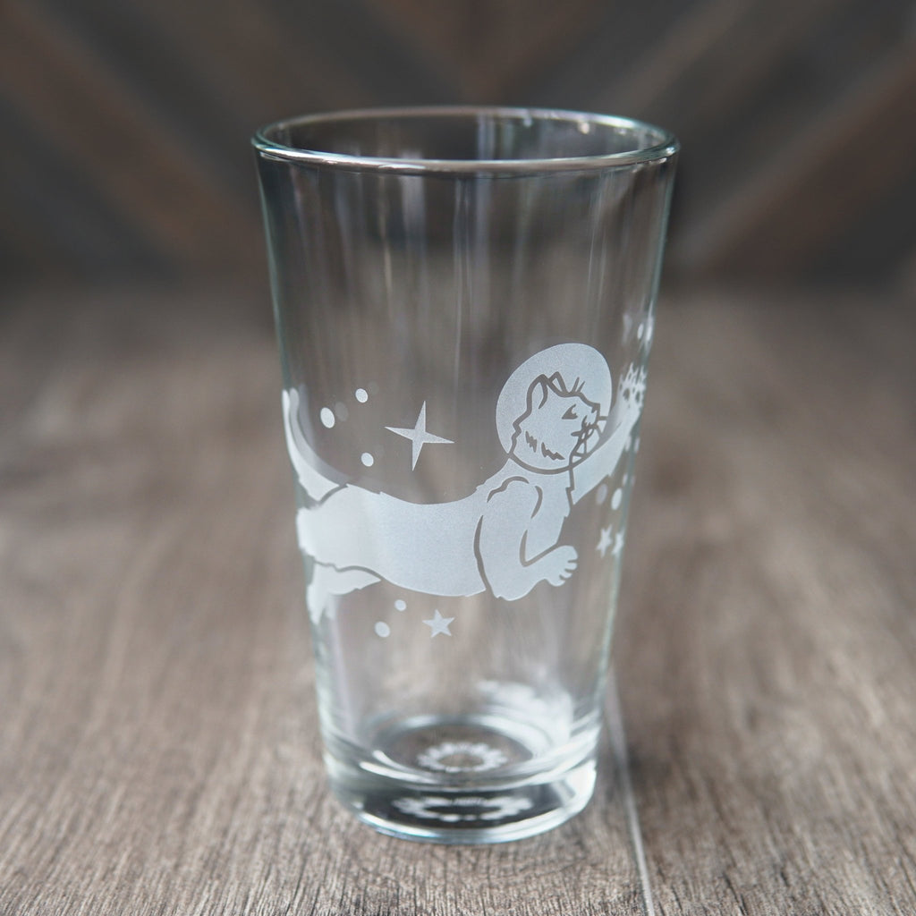Astronaut Cat Beer Pint Glass - etched glassware - Che Cose Belle