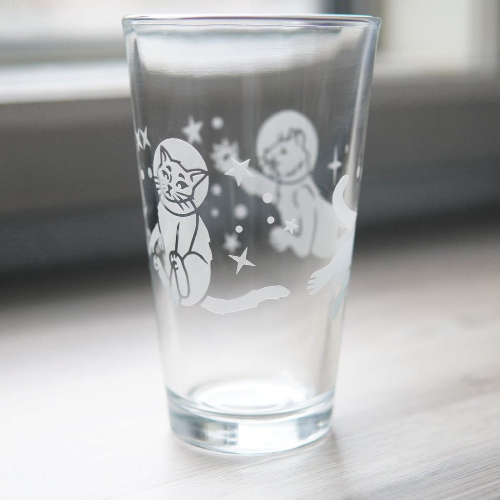 Astronaut Cat Beer Pint Glass - etched glassware - Che Cose Belle