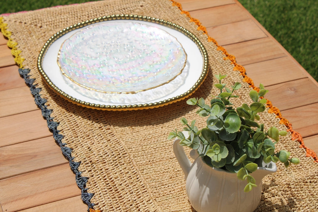 Aura Raffia table Runner, colorful edge tabletop - Che Cose Belle