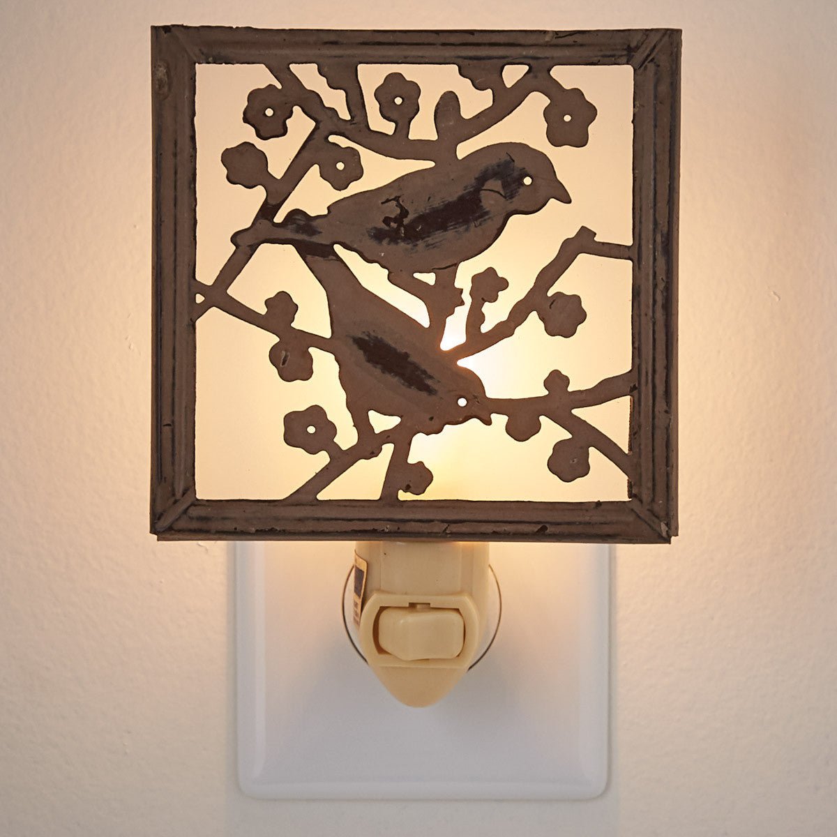 Backyard Birds Night Light - Che Cose Belle