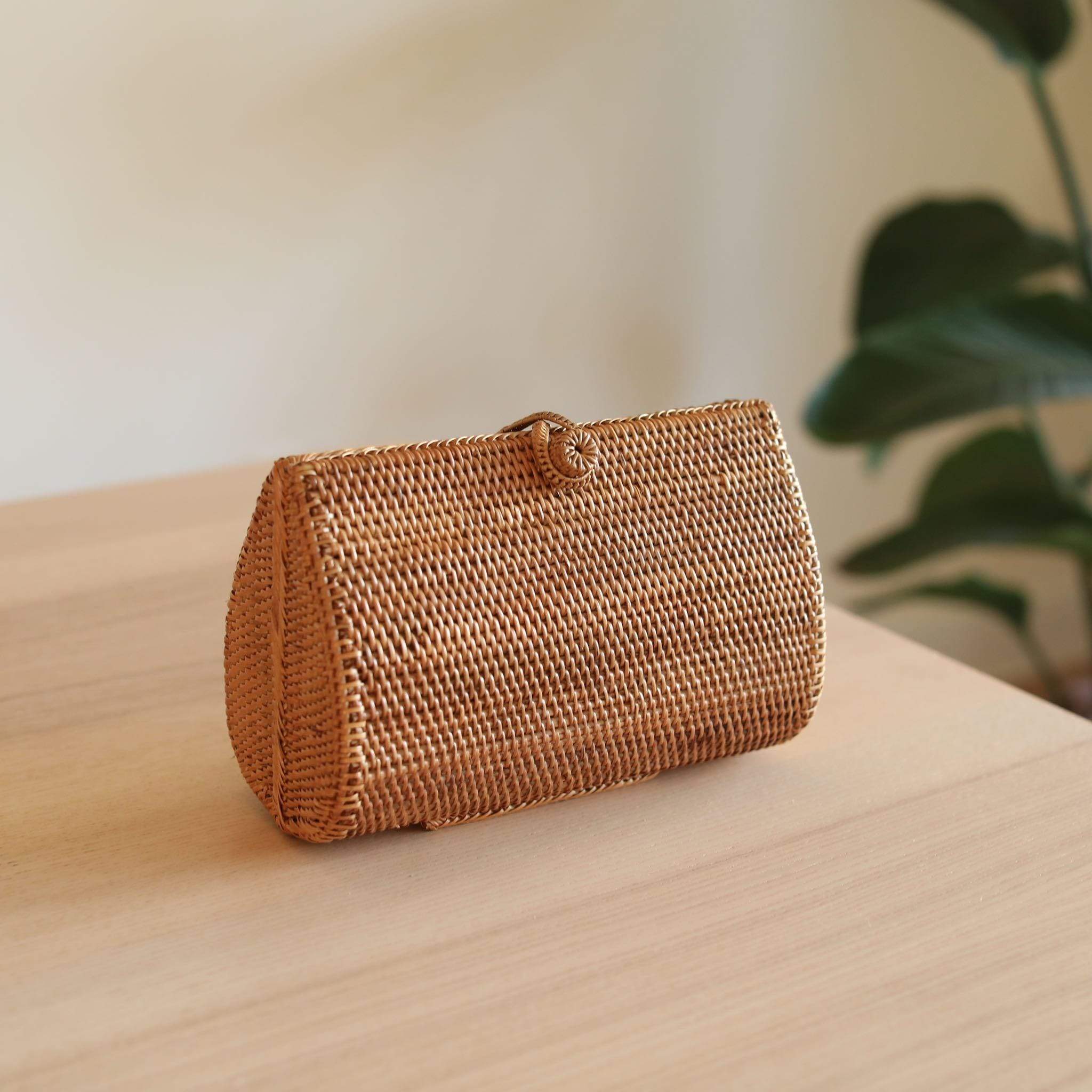 Bali Envelope Rattan Clutch - Che Cose Belle