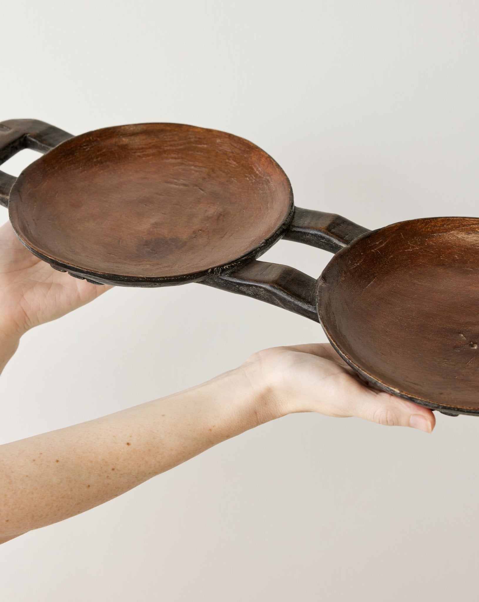 Bamenda Duo Circular Wooden Serving Tray - Che Cose Belle