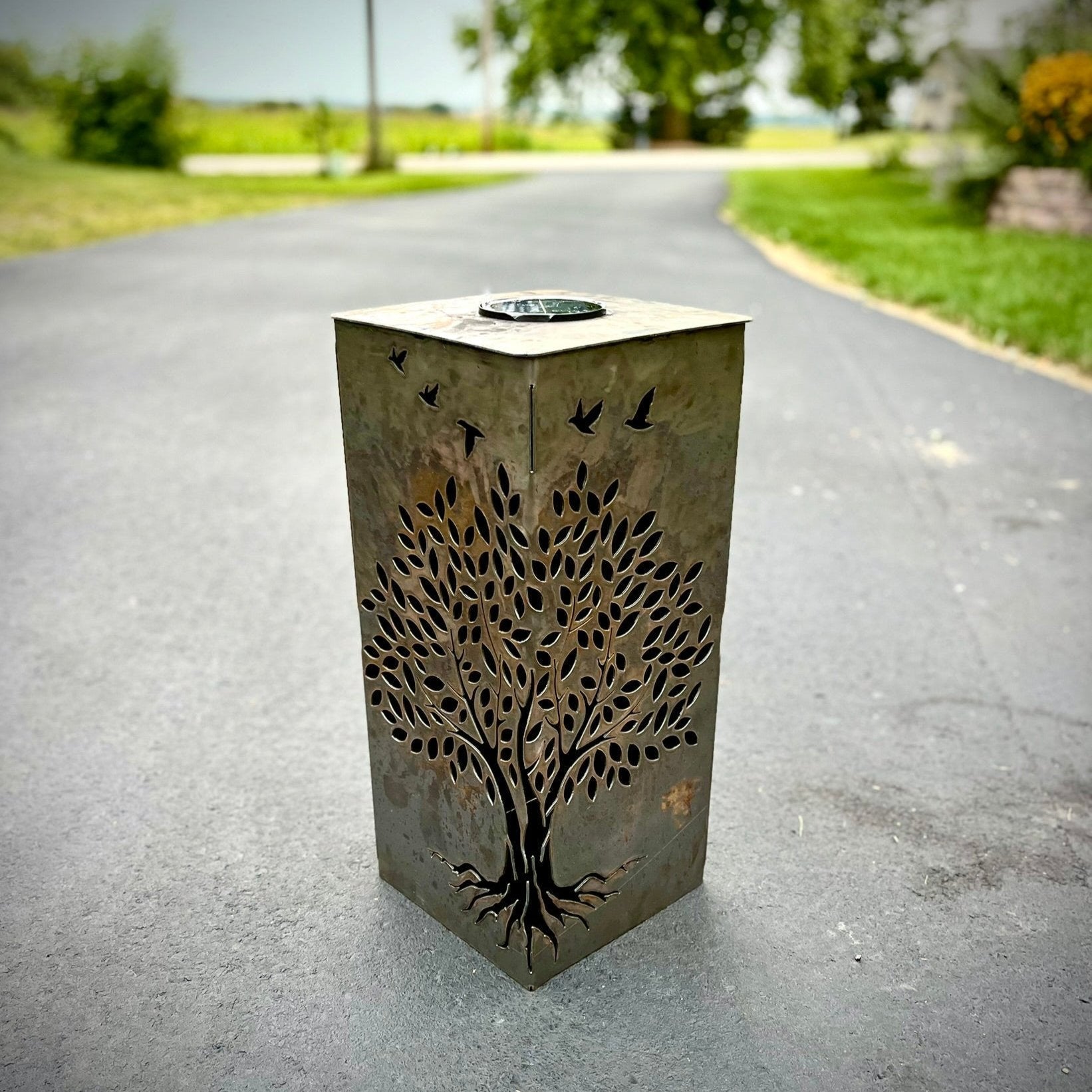 Basswood Tree Steel Luminary Pillar - Che Cose Belle