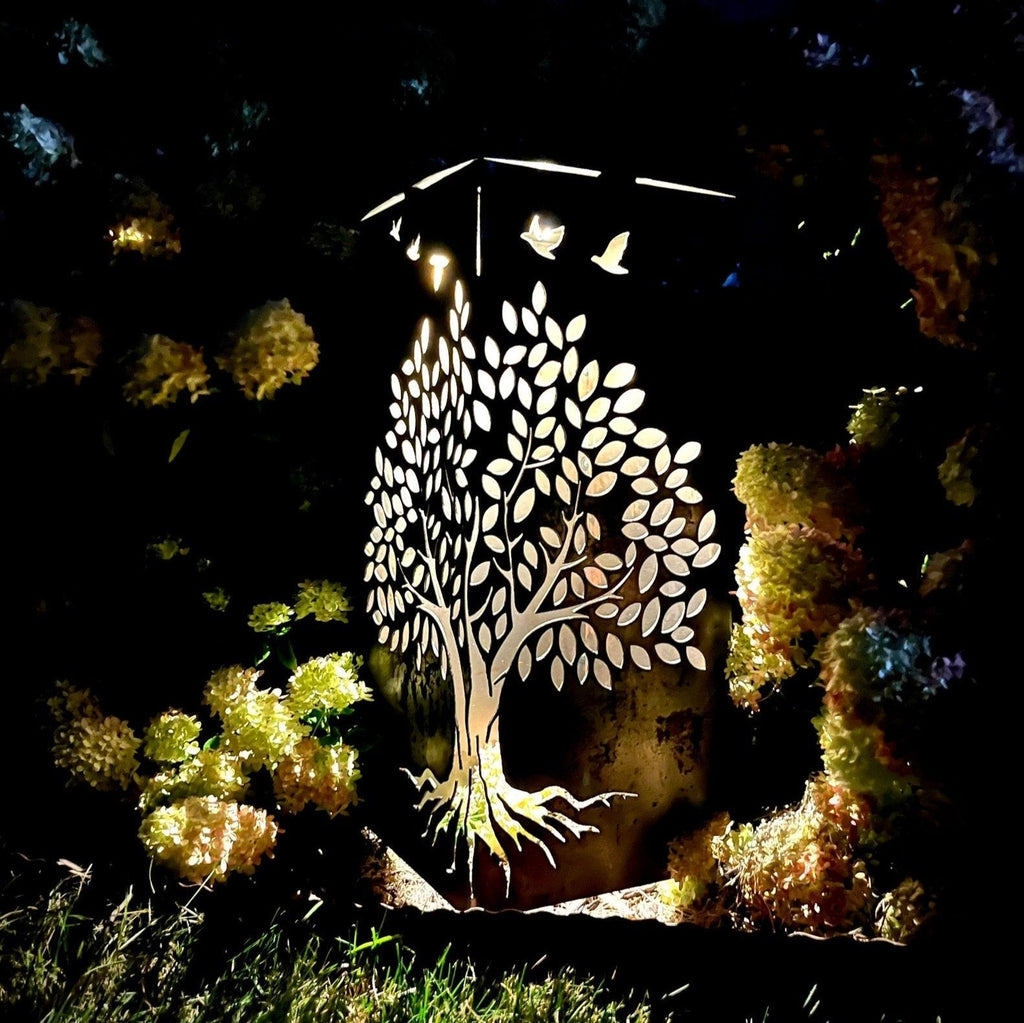 Basswood Tree Steel Luminary Pillar - Che Cose Belle