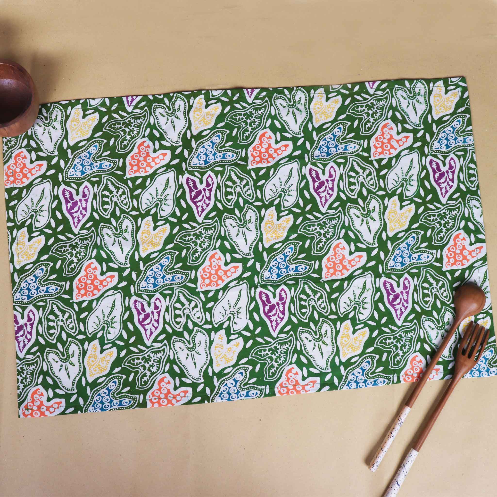 Batik Tea Towel Hand Dyed, Taro Leaf, Hand Dyed, 100% Cotton - Che Cose Belle