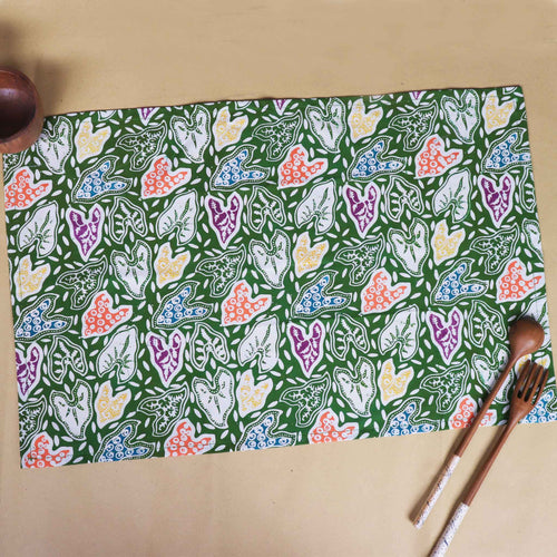 Batik Tea Towel Hand Dyed, Taro Leaf, Hand Dyed, 100% Cotton - Che Cose Belle