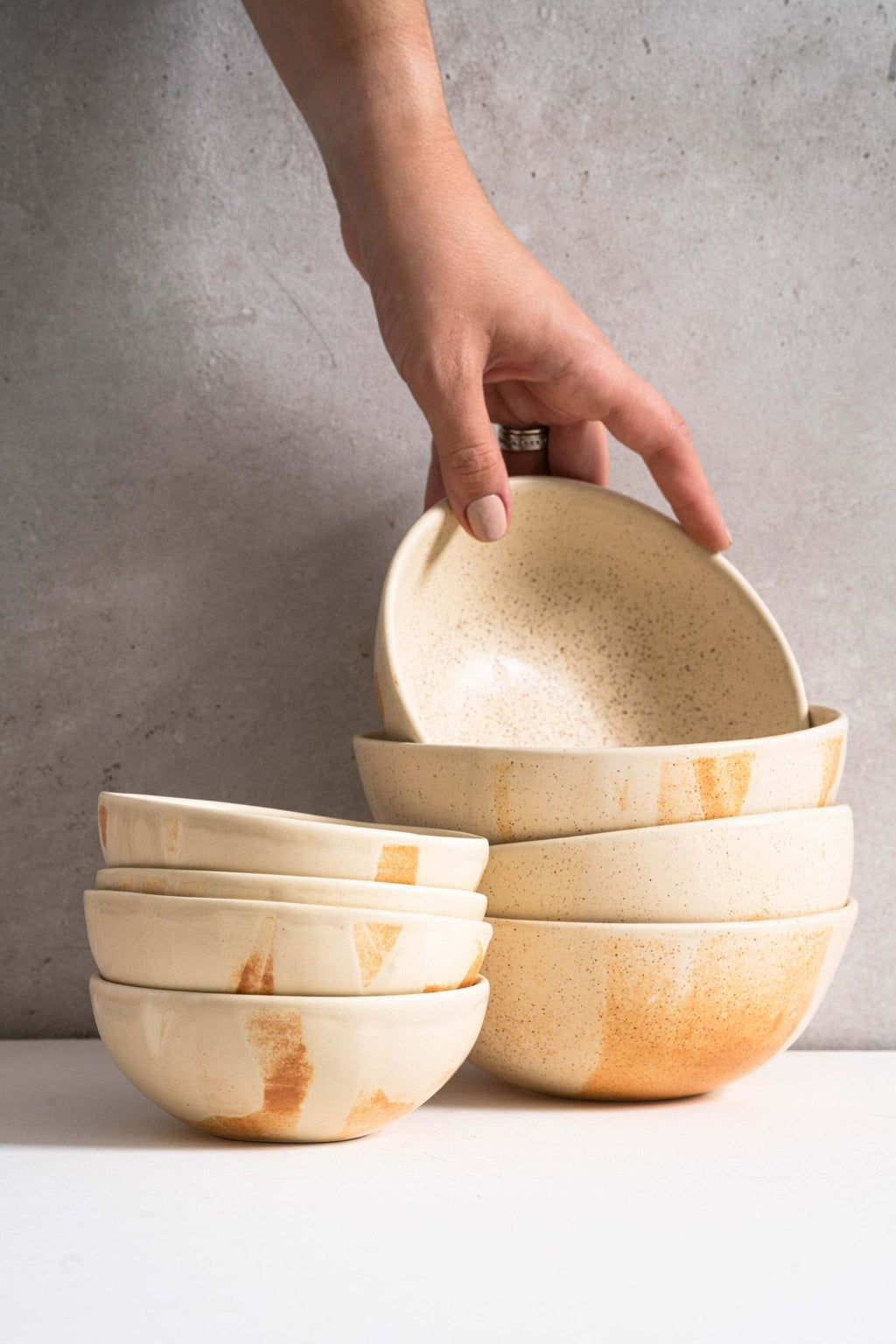 Beige Matte Stoneware Bowl - Che Cose Belle