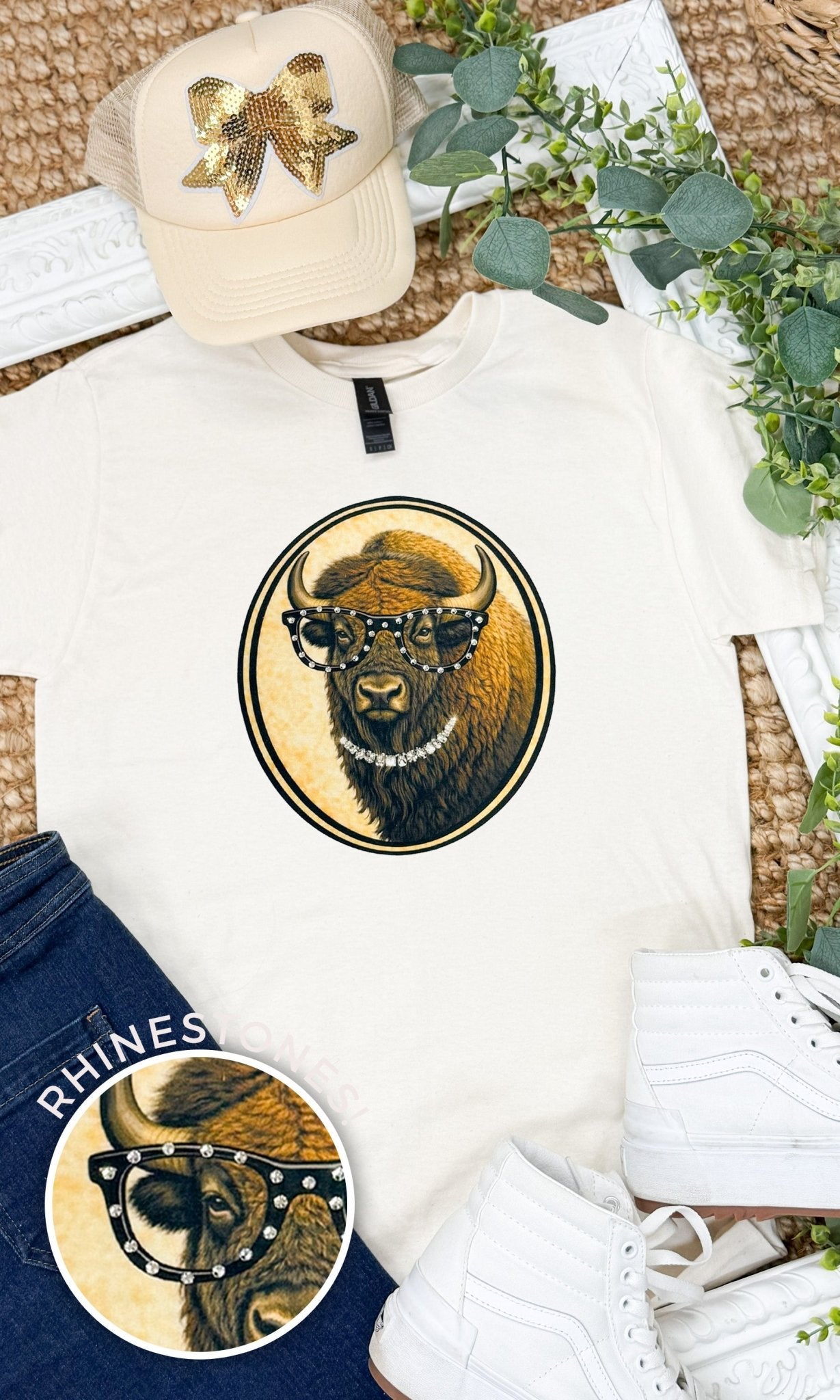 Bison with Rhinestone Specs Graphic T-Shirt - Che Cose Belle