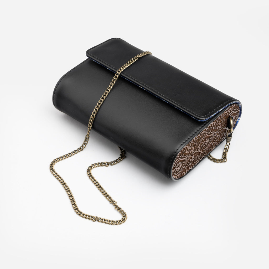Black Leather and Carved Wood Sling Bag - Che Cose Belle