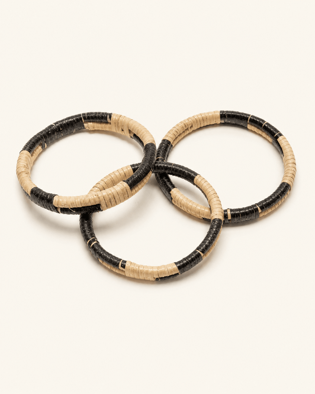 Black Motif Rattan Bangle - Che Cose Belle