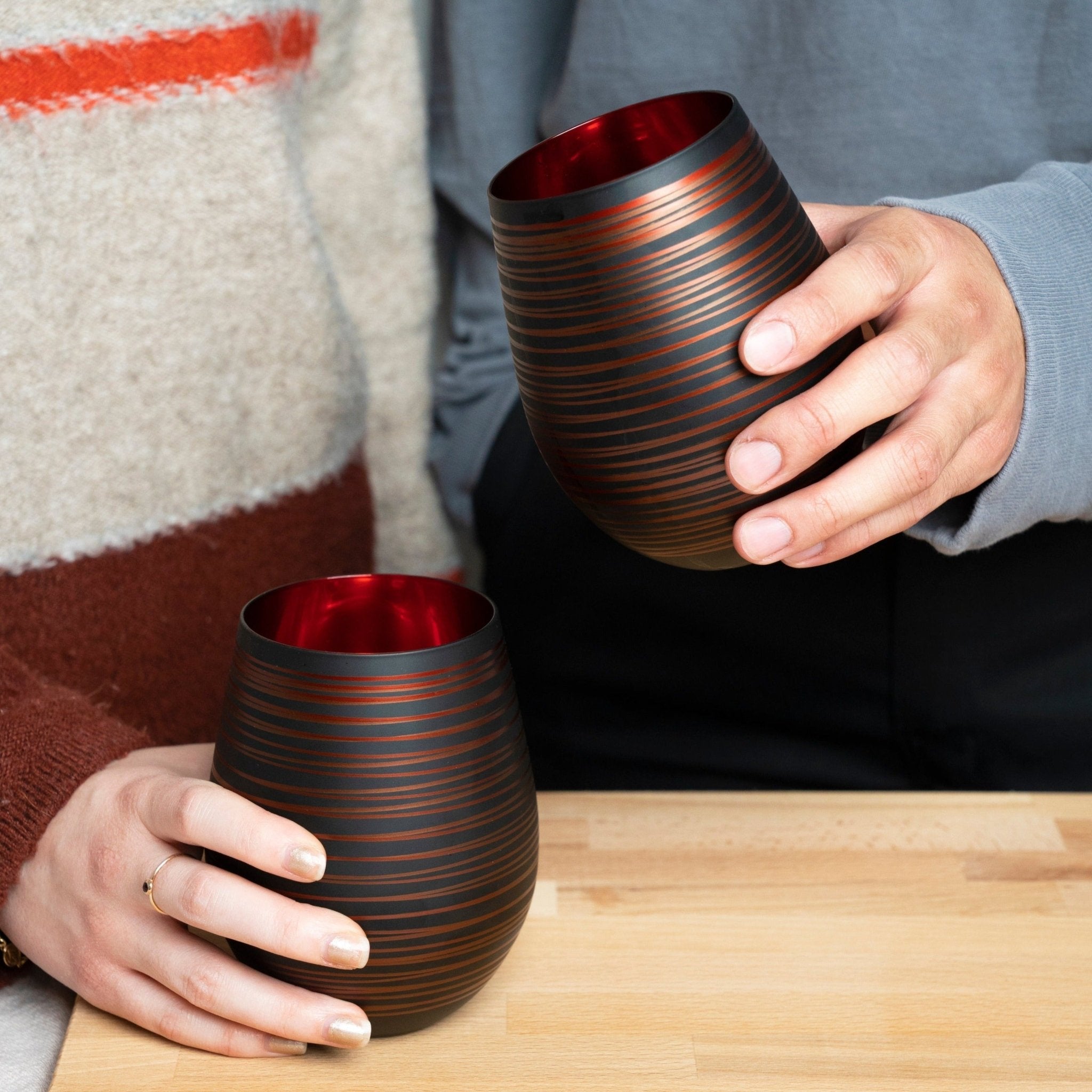 Black Swirl Stemless Glasses - Che Cose Belle