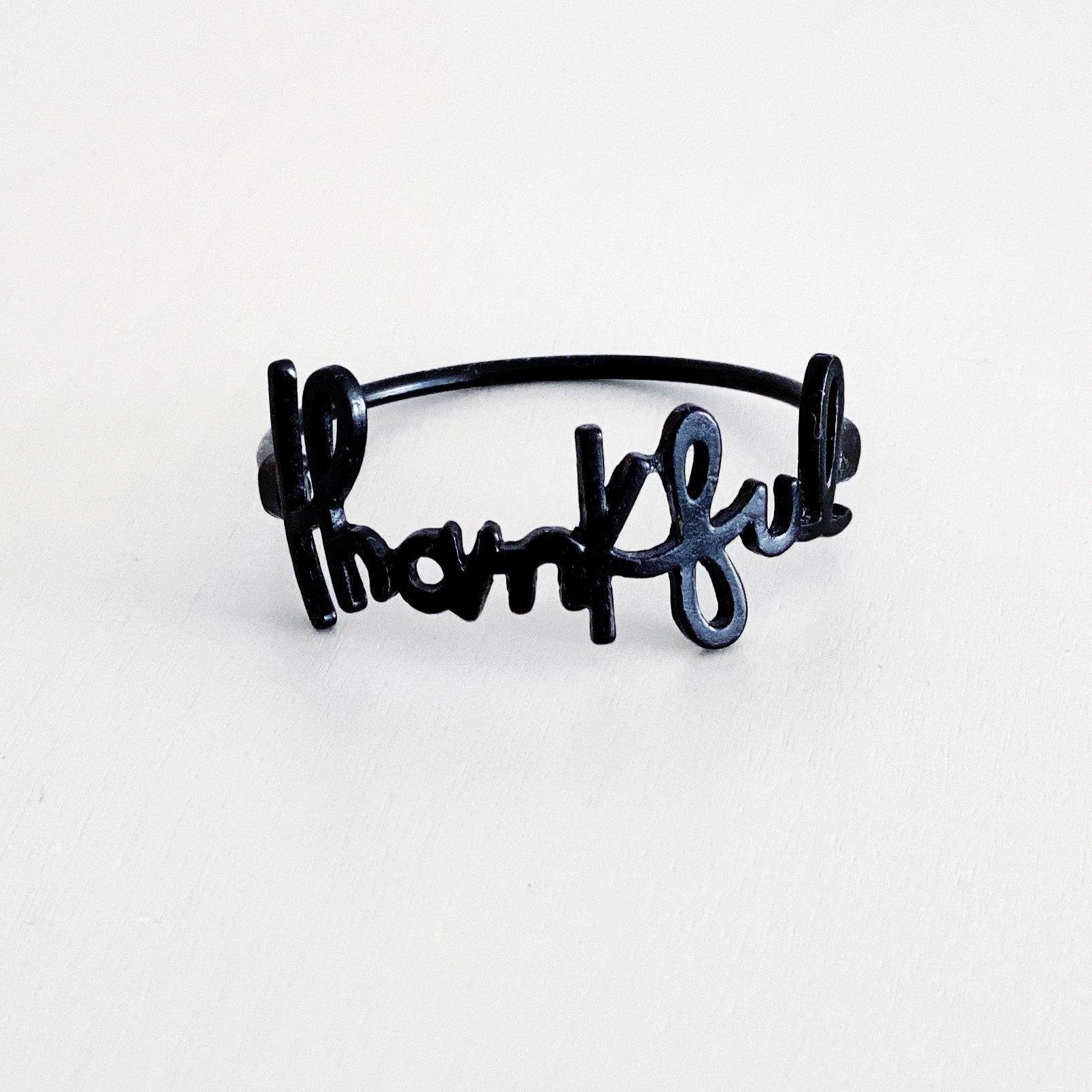Black Thankful Napkin Ring - Che Cose Belle