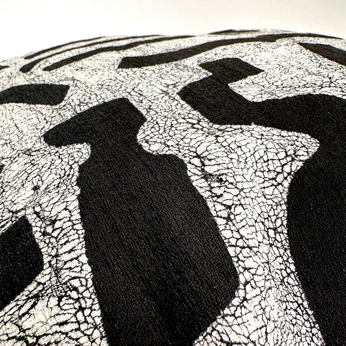 Black + White Bogo Marks Pillow Cover - Che Cose Belle