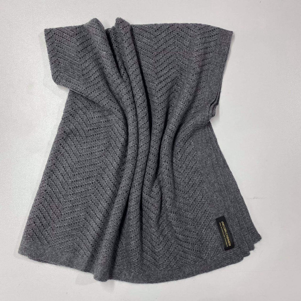 Blanket / Shawl: Le Tolui - Pure Mongolian Cashmere - Che Cose Belle