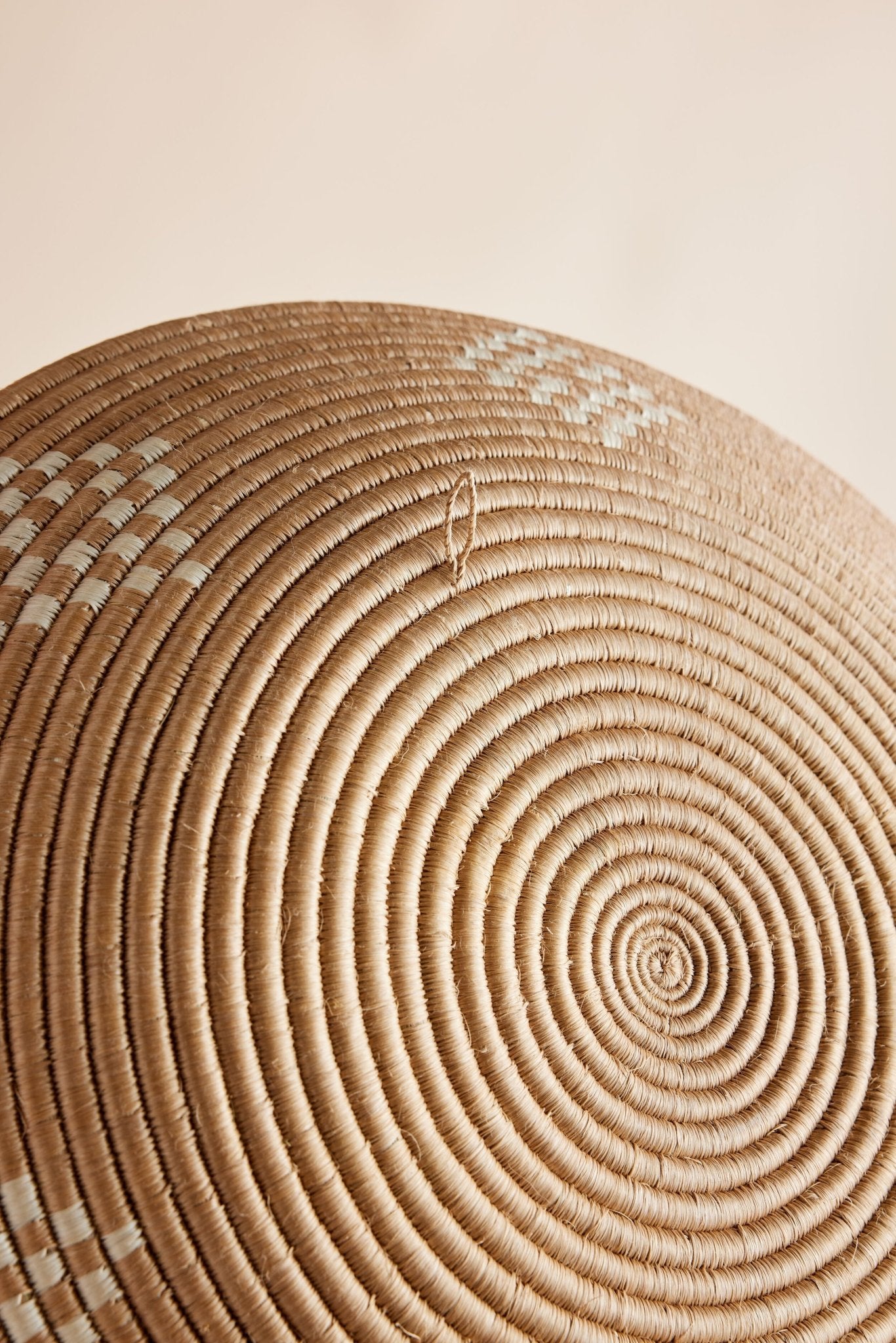 Blonde Rwanda Ivory Diamond Wall Basket - Che Cose Belle