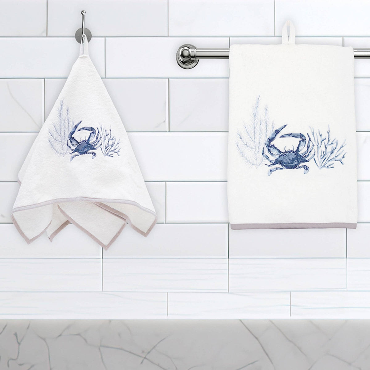 Blue Crab Terrycloth Guest Hand Towel - Che Cose Belle