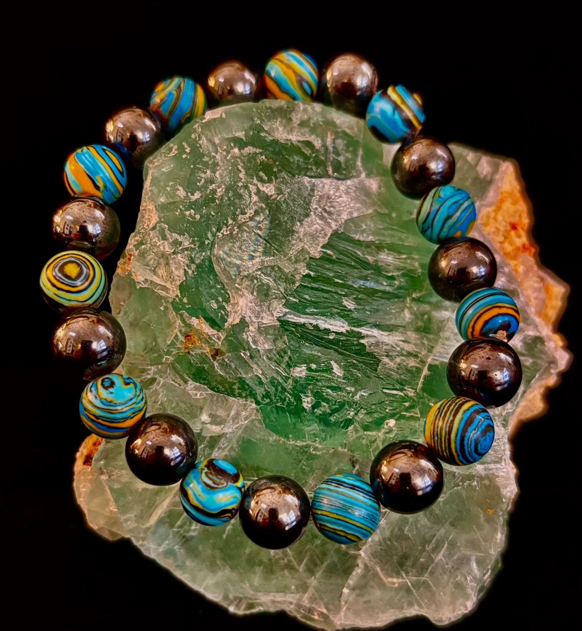 Blue Peacock Malachite Stone Bracelet – XL Hematite Stretch Bracelet for Large Wrists - Che Cose Belle