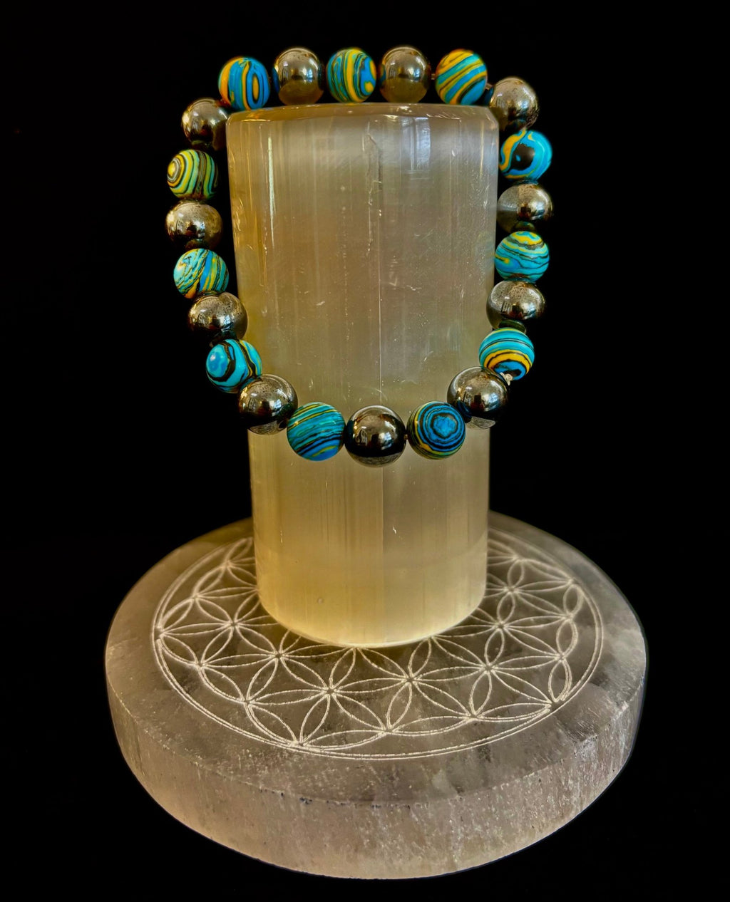Blue Peacock Malachite Stone Bracelet – XL Hematite Stretch Bracelet for Large Wrists - Che Cose Belle