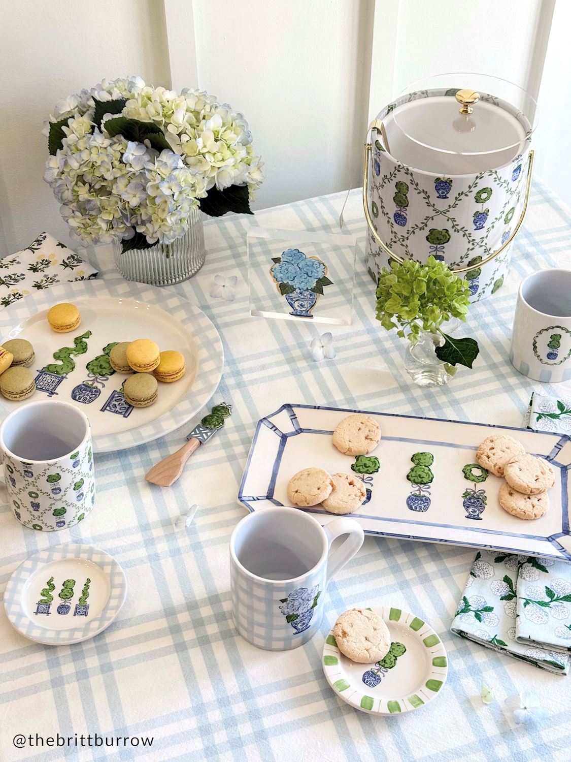 Blue & White Topiary Ceramic Tray - Che Cose Belle